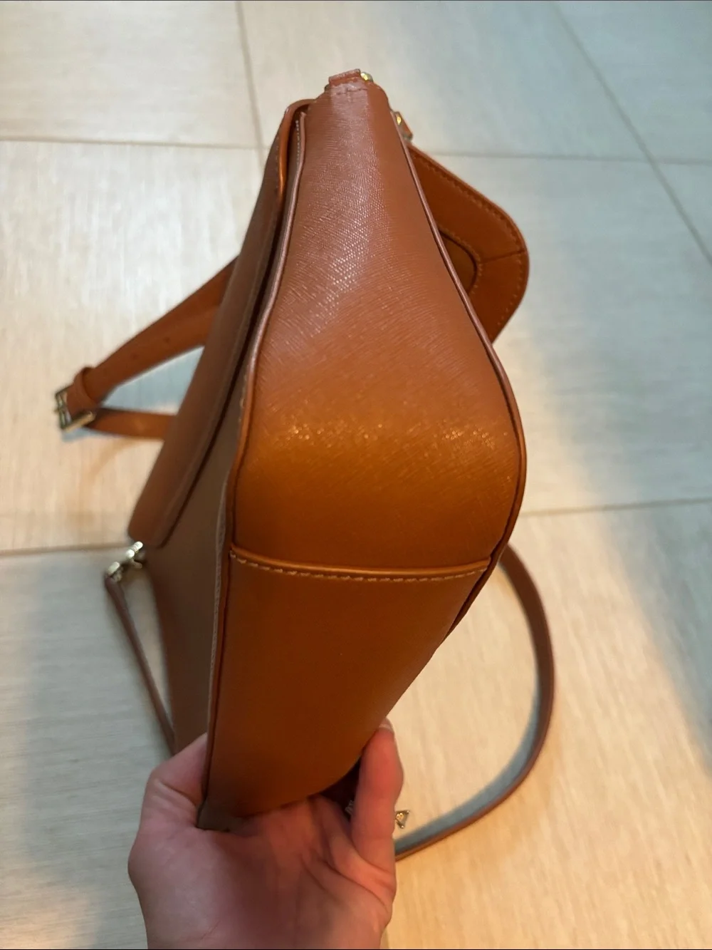 Tory Burch Tan saffiano  Flap Crossbody with Gold Logo
